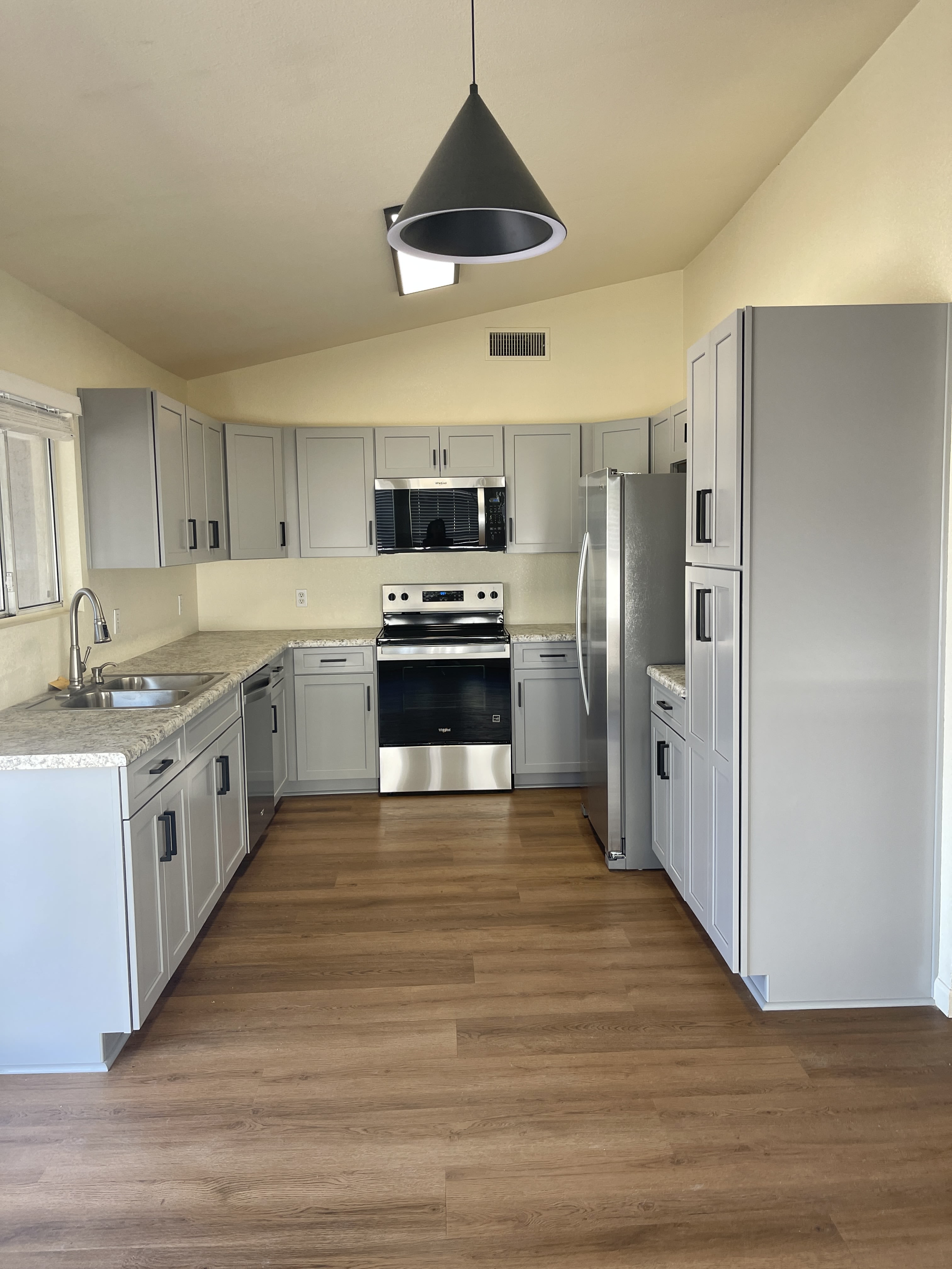 1727 E Birch St – photo 5