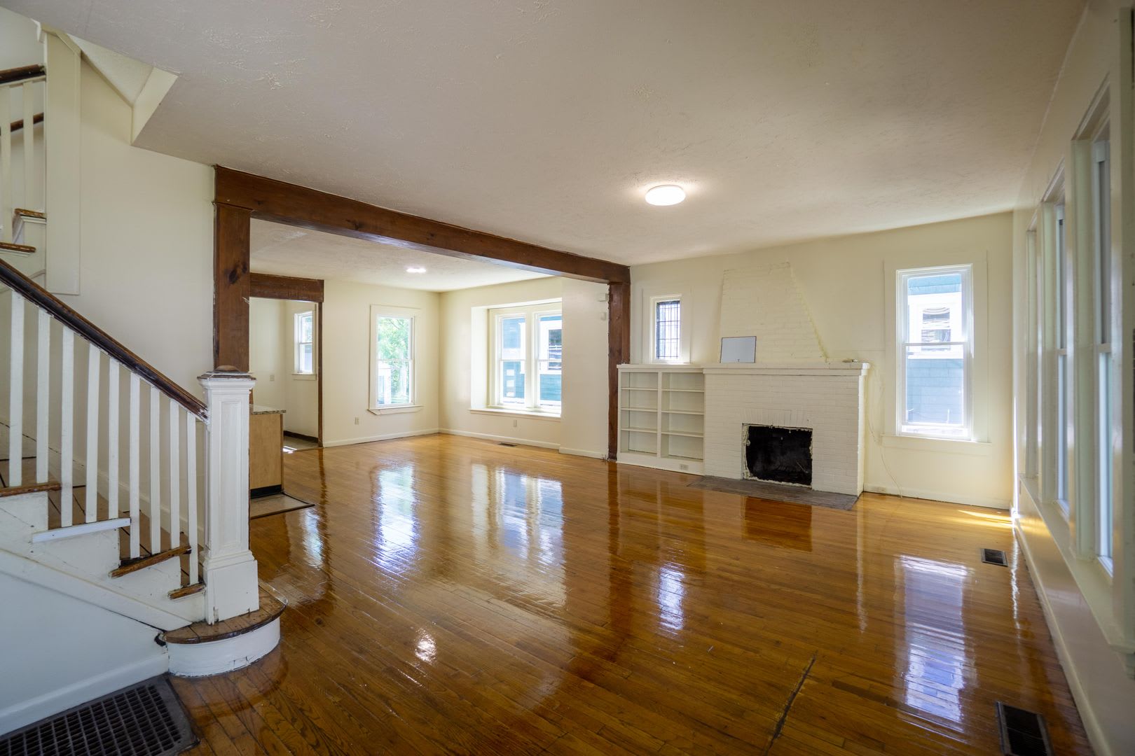 965 Lancaster Ave – photo 4