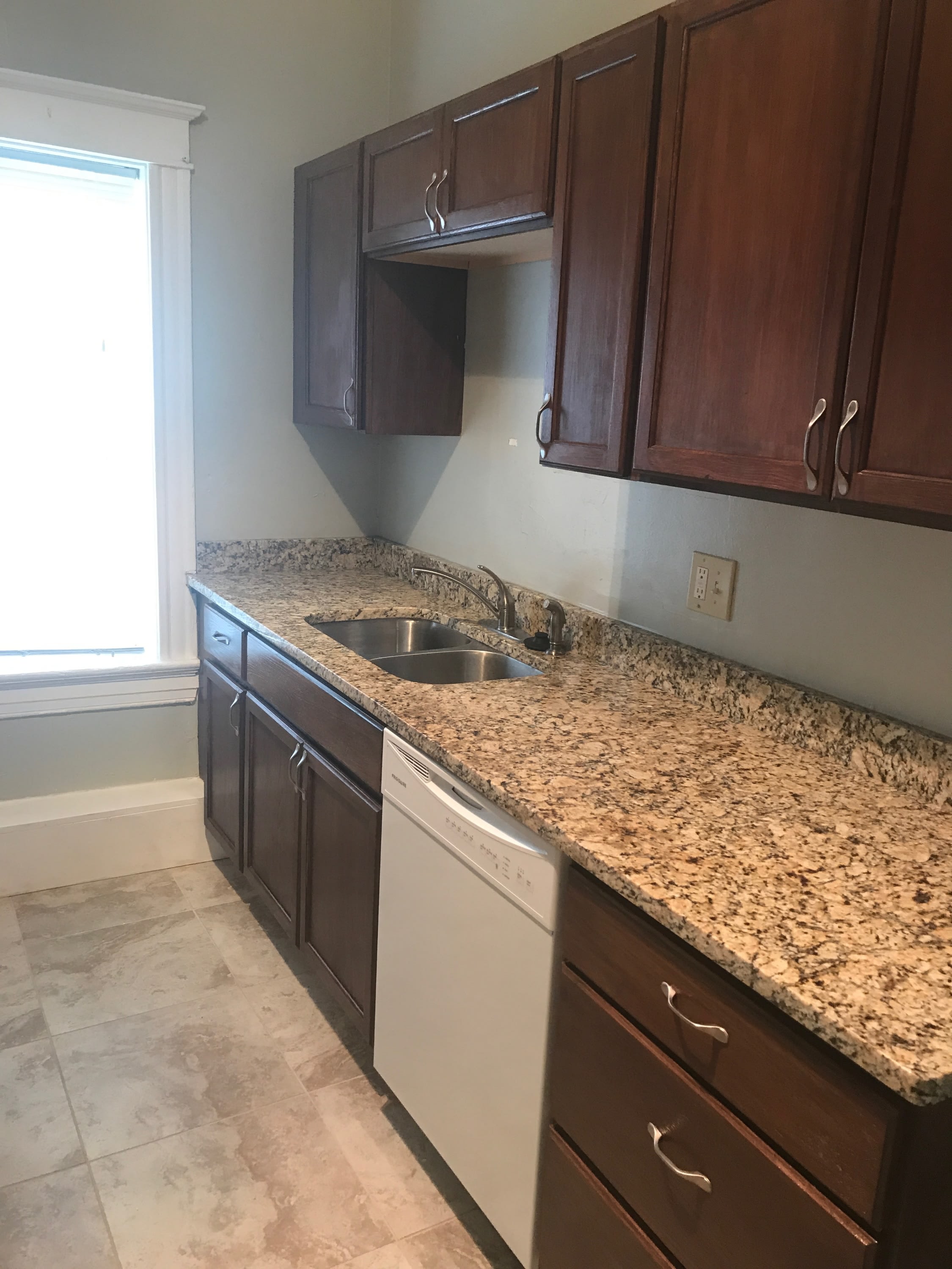 6009 Waterman Boulevard – photo 4