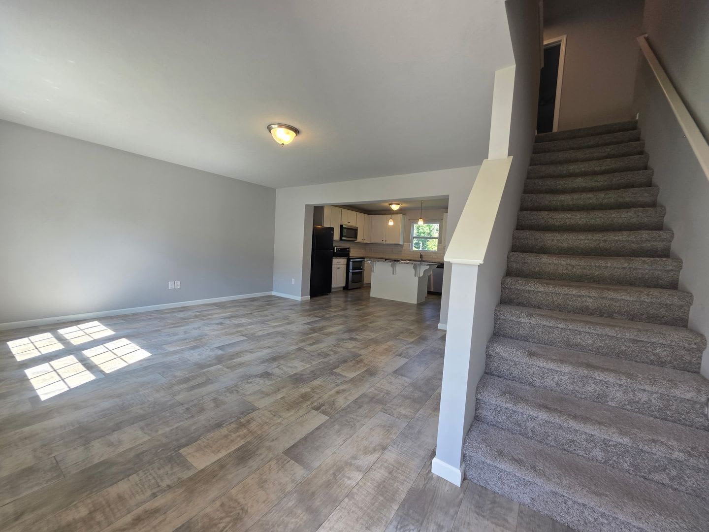 Awesome Single Family home in Great Location – photo 5