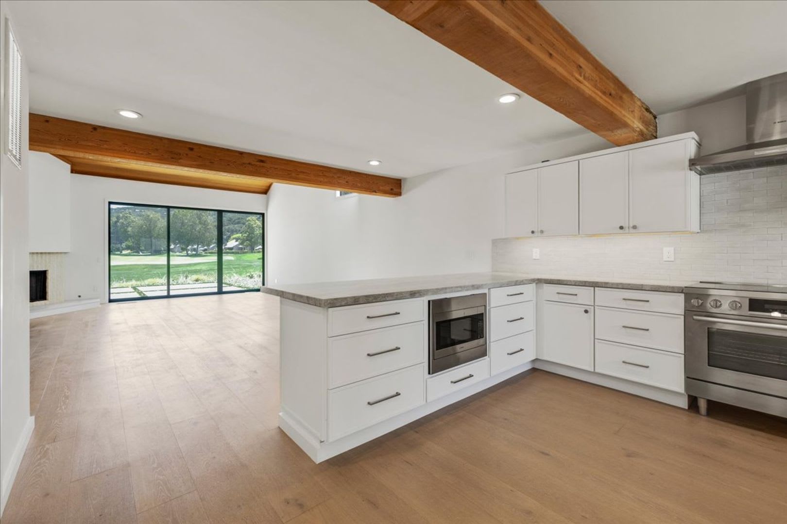 Renovated 3 Bed 3 5 Bath Carmel Valley Ranch Stand Alone Unit – photo 2