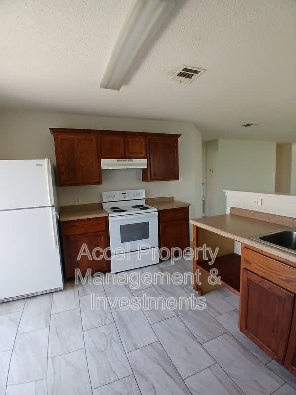 5408 N. 35th St. – photo 4