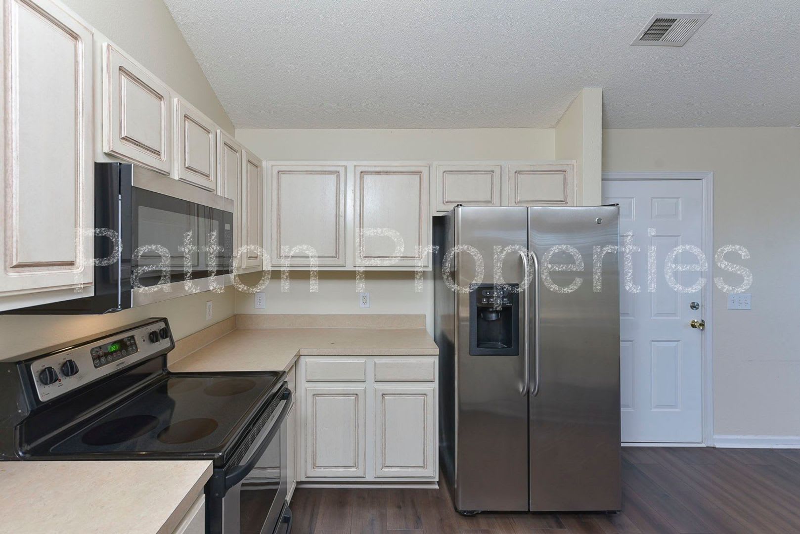 Legend Oaks Home – photo 4