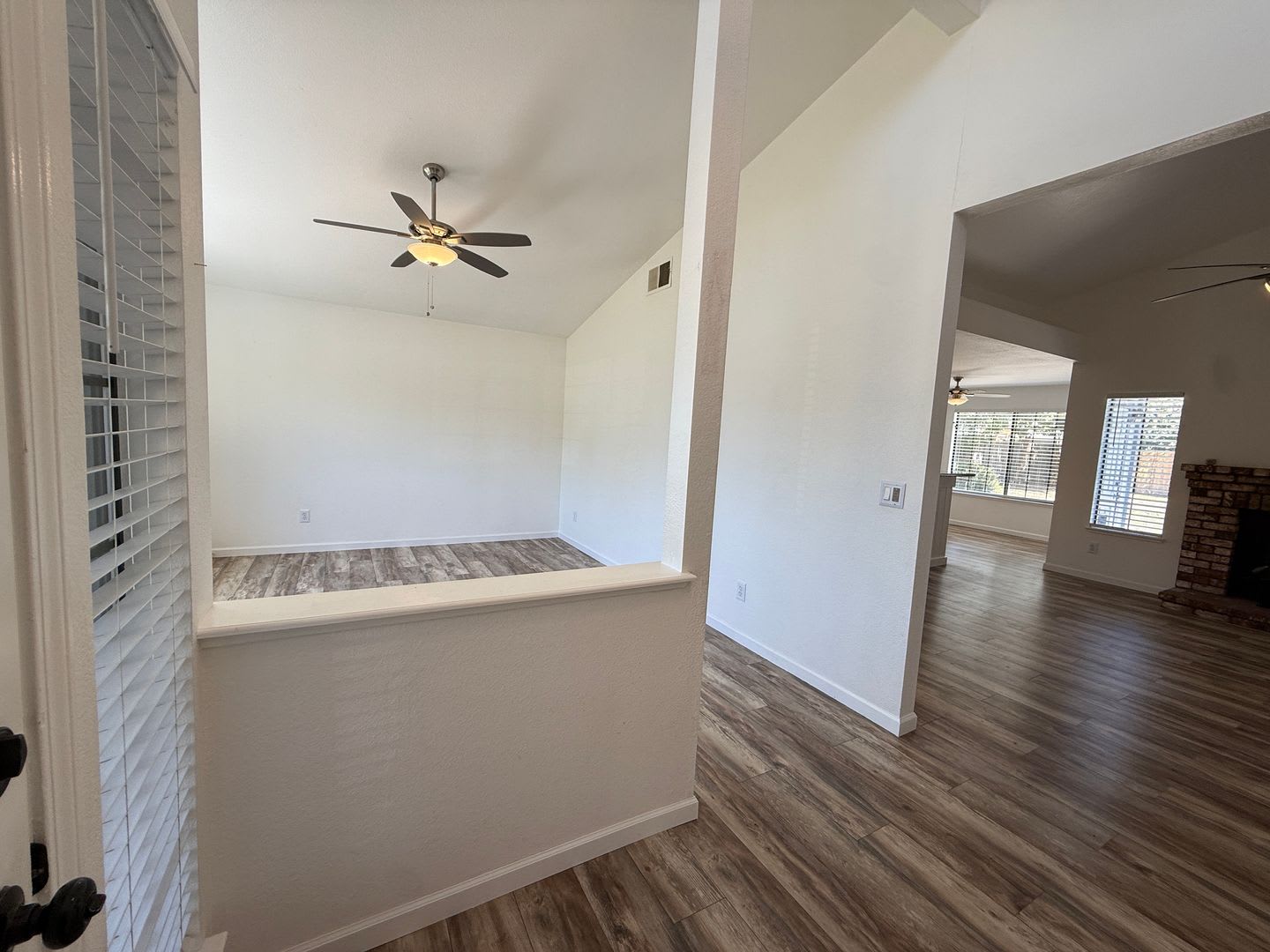 Beautiful home located on a cul-de-sac! – photo 4