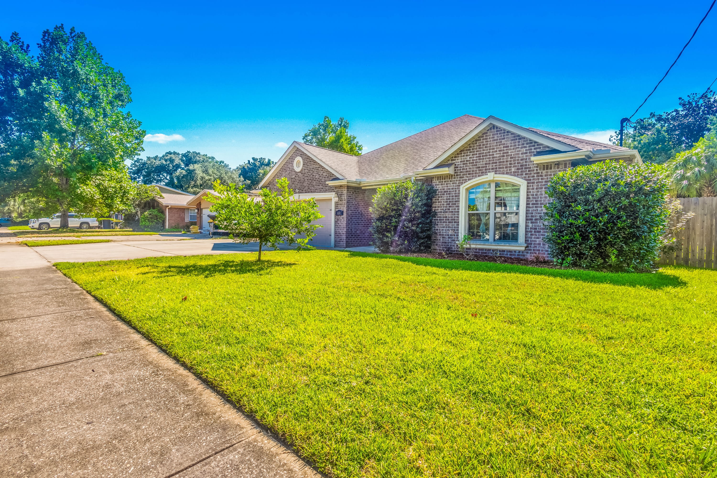 651 Powell Drive Northeast – photo 2