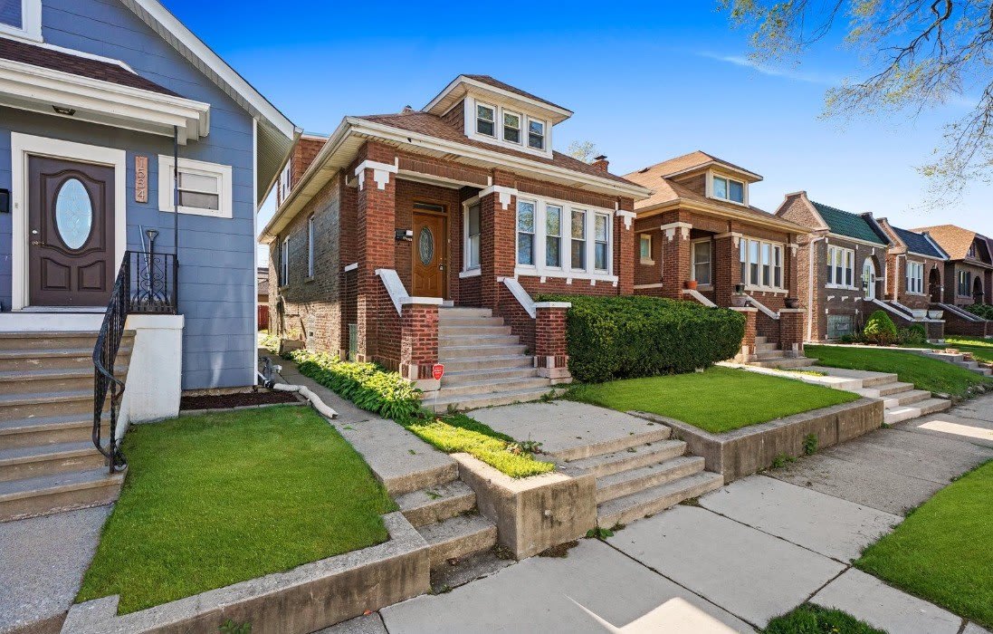 1532 Lombard Avenue – photo 3
