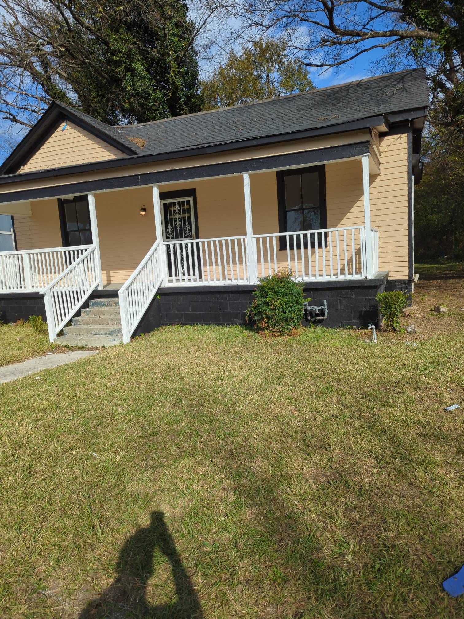 645 Rutherford Avenue – photo 3
