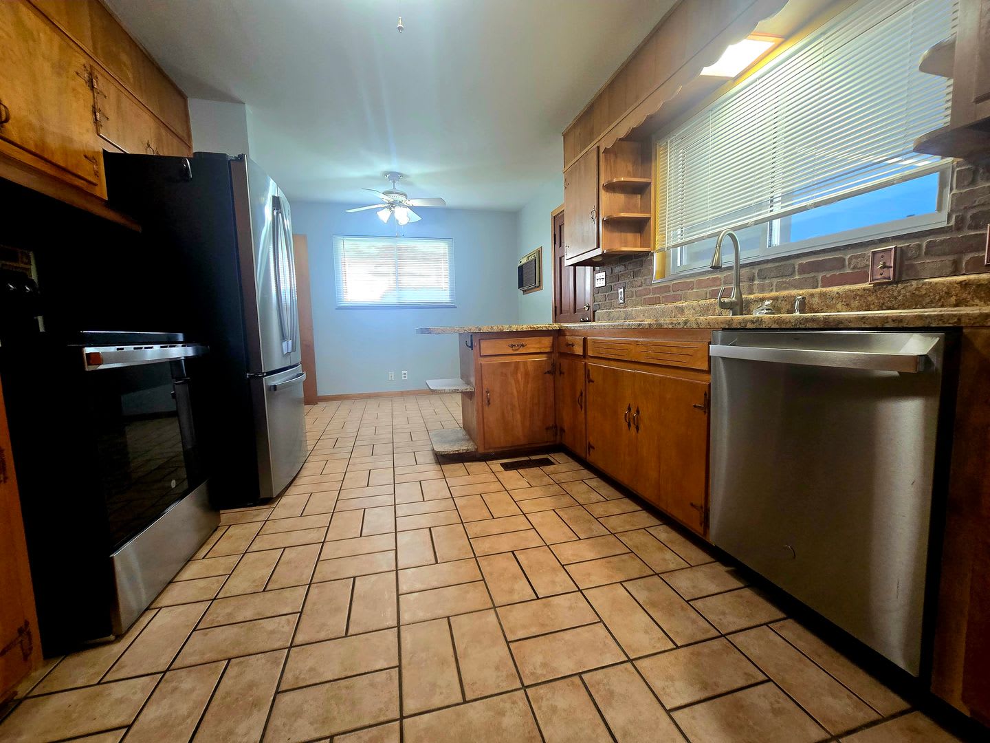 Beautiful 3br/1.5 home in Powell – photo 5