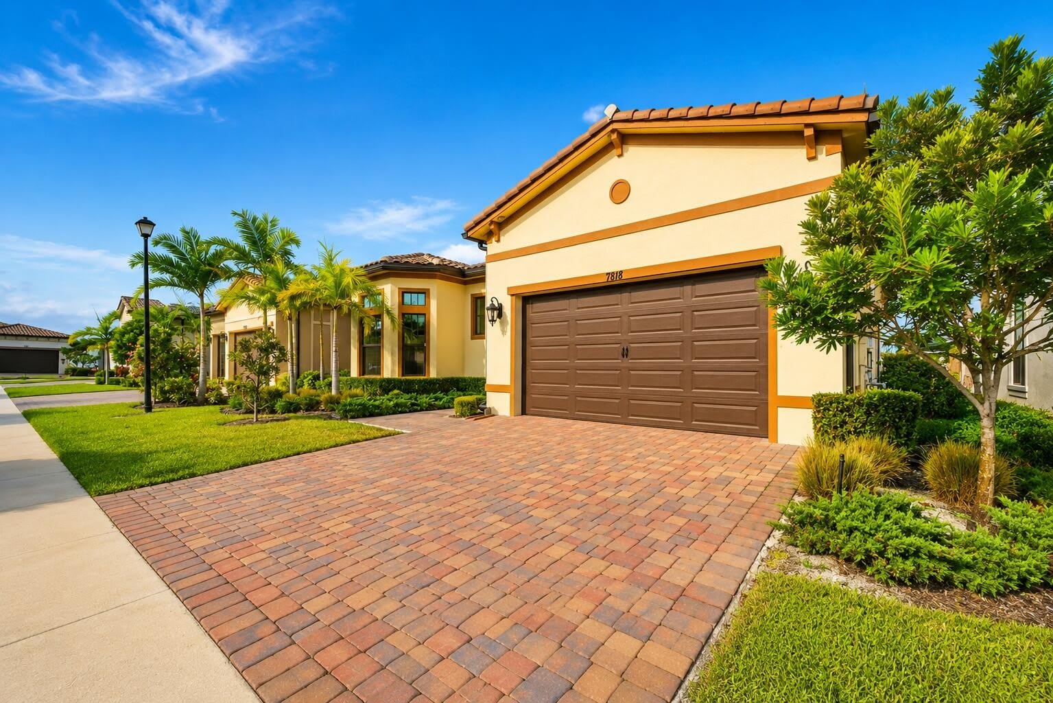 7818 Rowan Terrace – photo 2