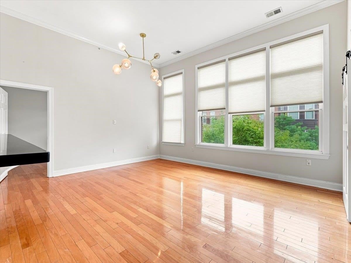 126 DUDLEY ST – photo 1