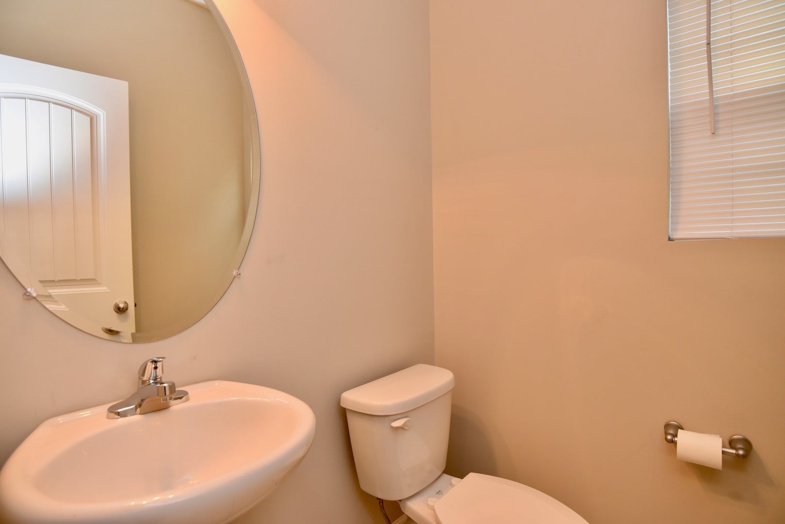 3 Bed 2 5 Bath Townhome In The Heart Of Richmond Hill – photo 5