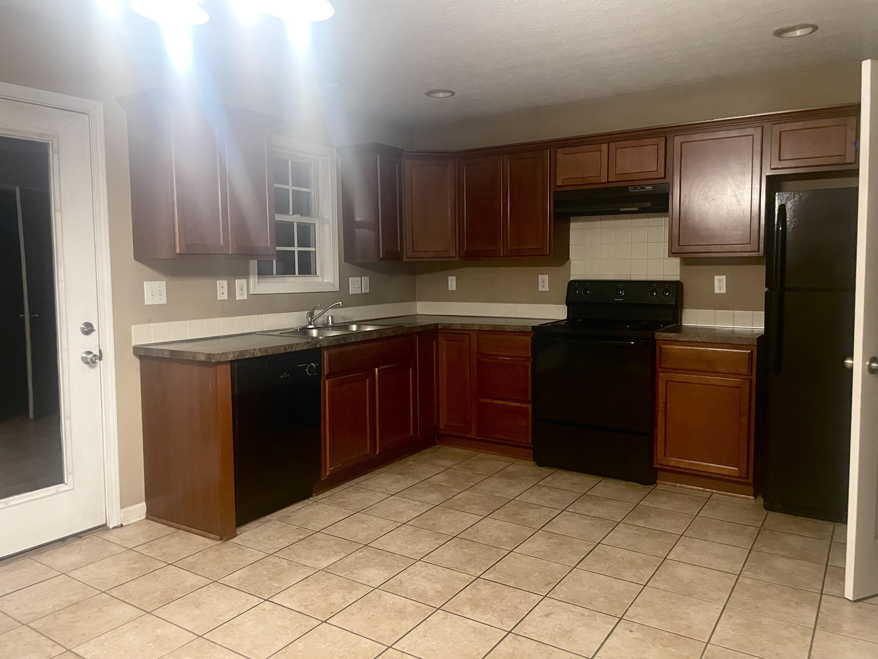 997 Sugarbush Trail – photo 4