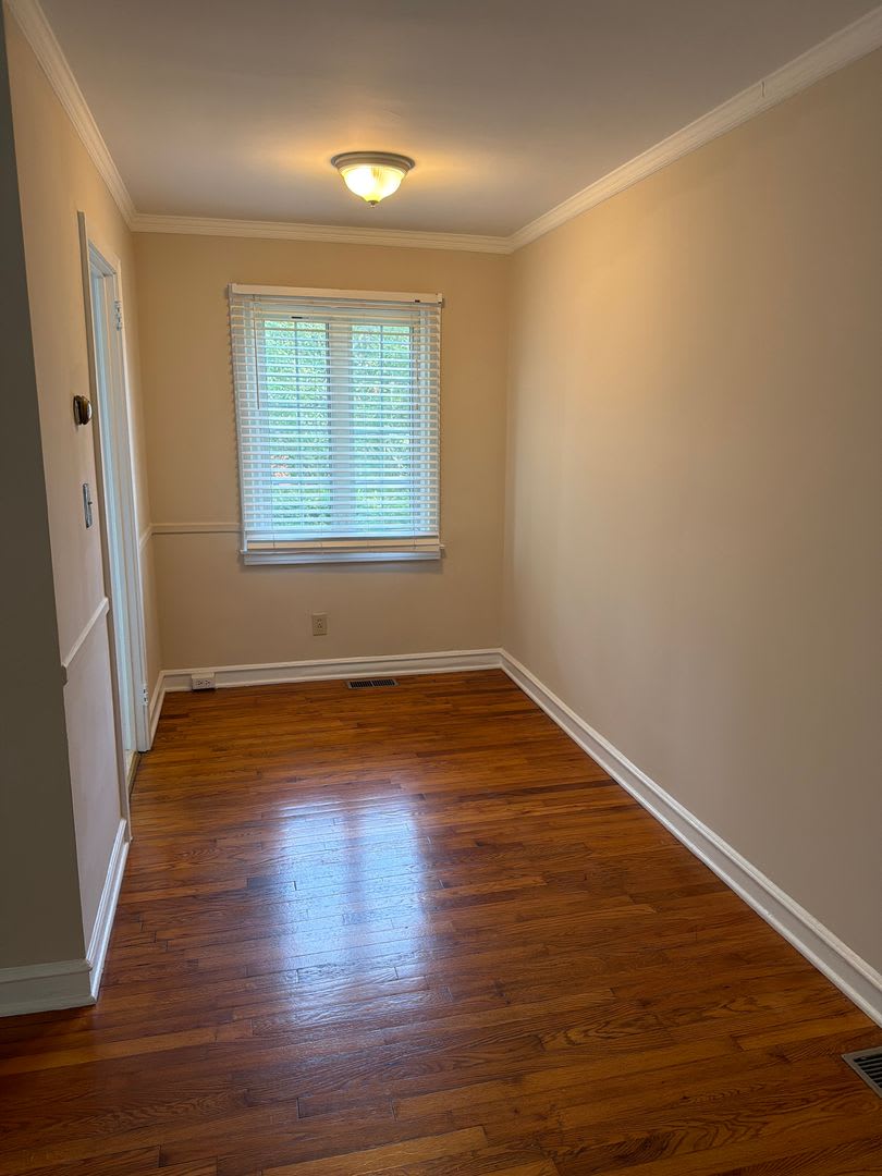 Condo In Myers Park Area – photo 4