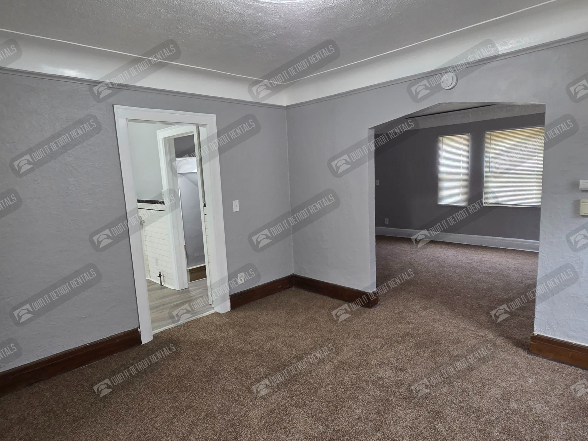 15524 Winthrop St – photo 5