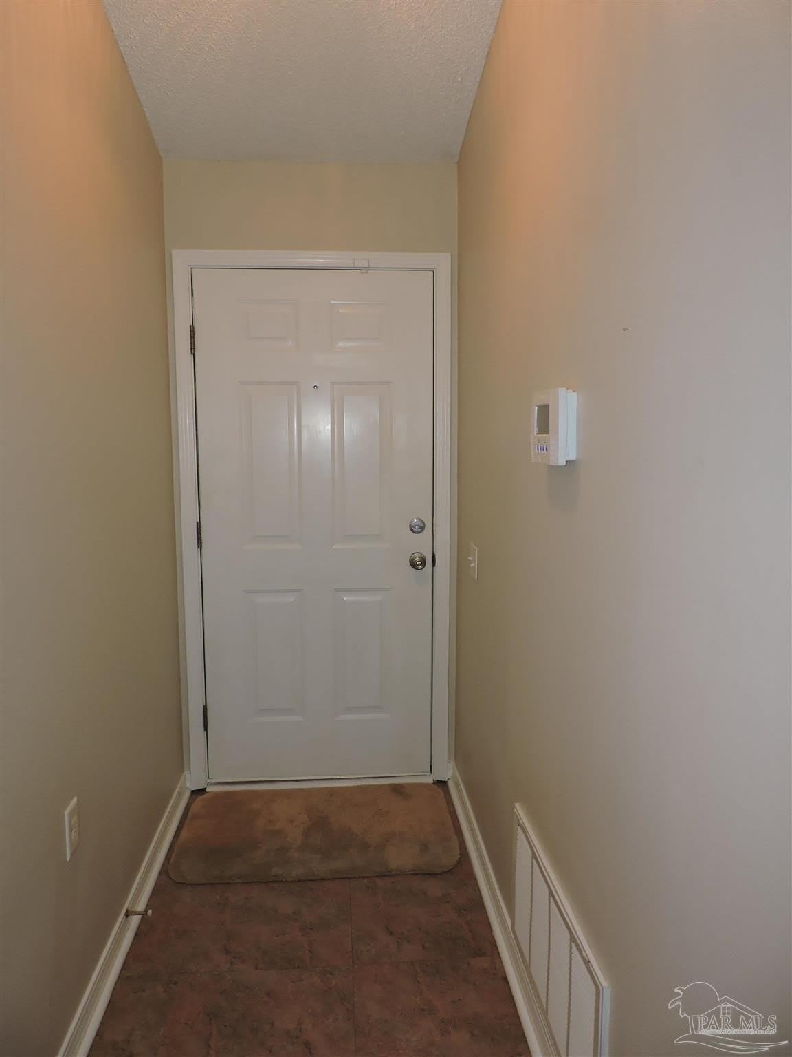 8110 Heirloom Dr – photo 2