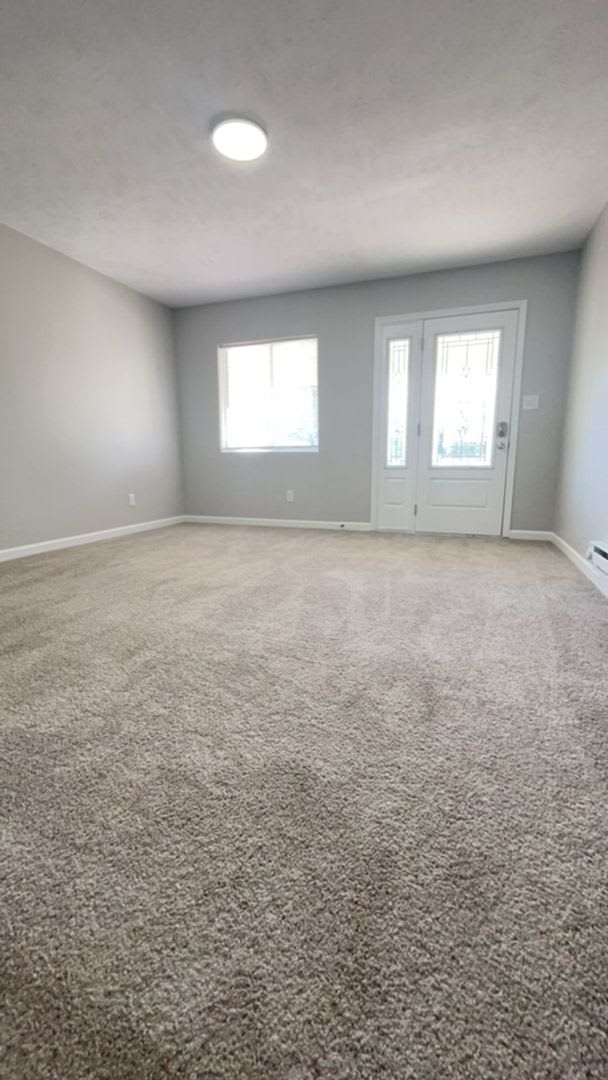 For Rent: 424 S Elliott St. 2 Bedroom, 1 Bath Home! Coming Soon! Covered Front Porch! – photo 2