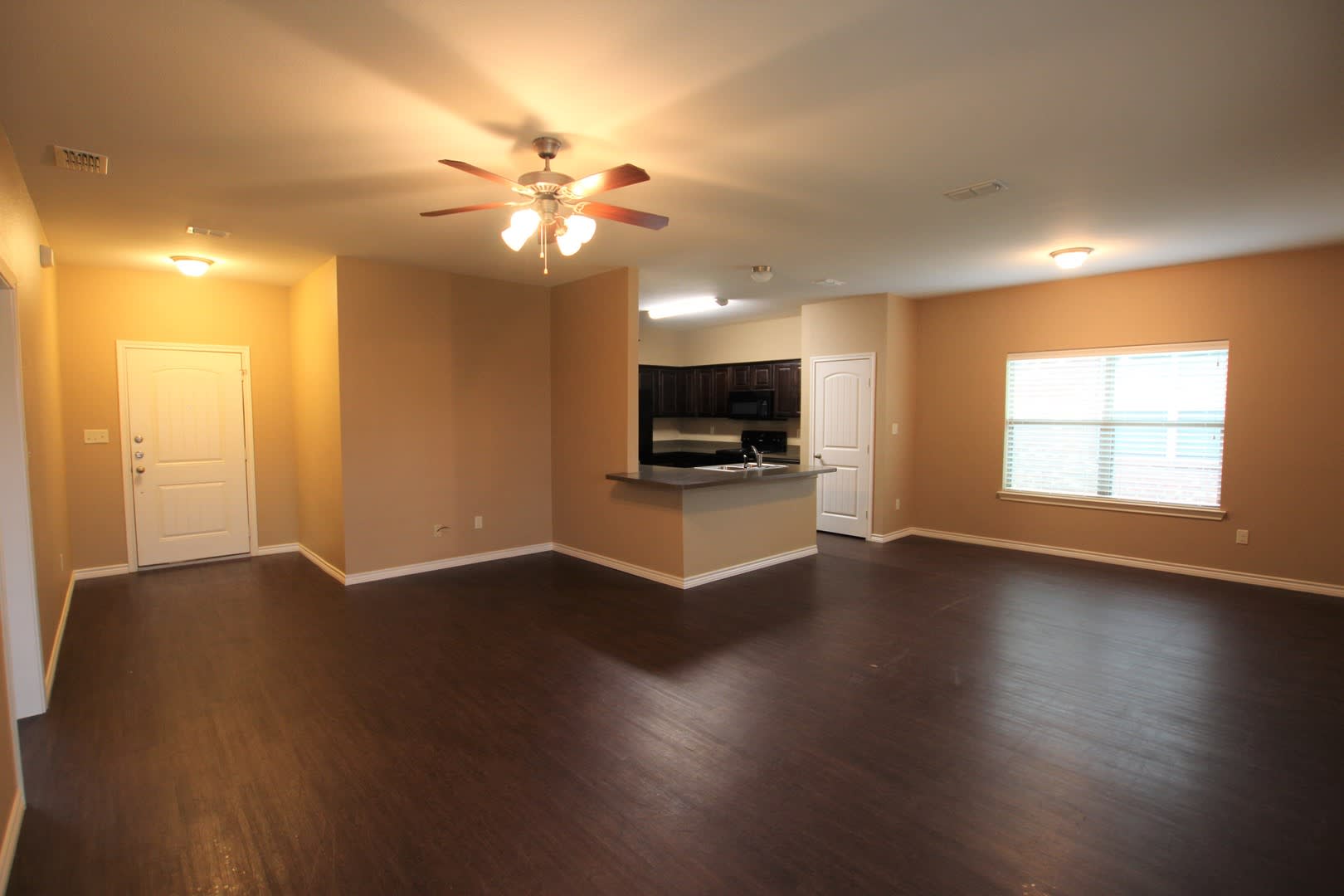 Gorgeous 3 Bedroom Home In The Ranch Subdivision Flint Coming Soon – photo 4