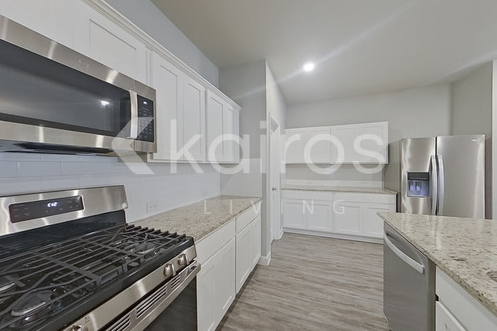 6425 Tiger Pointe Drive – photo 5