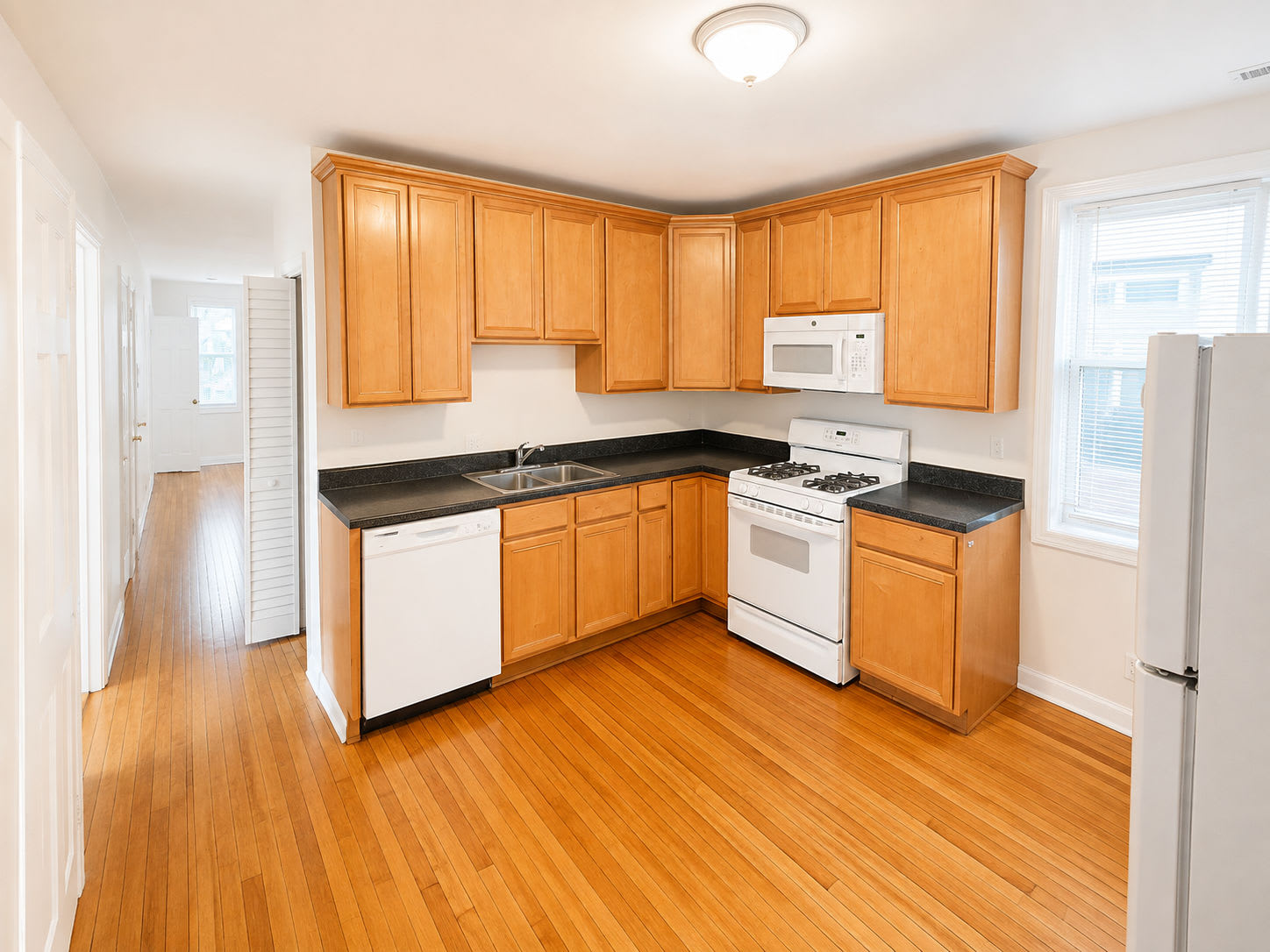2239 North Western Avenue – photo 4