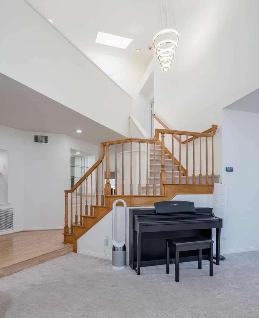 Anaheim Hills Home with Views! – photo 3
