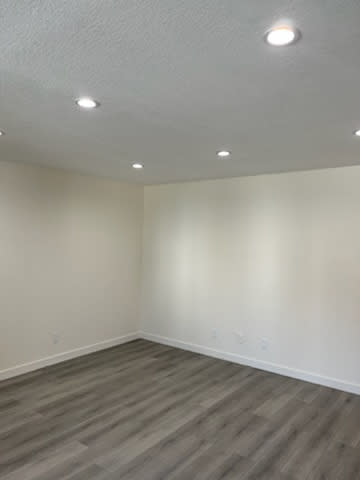 5529 Fulcher Ave – photo 2