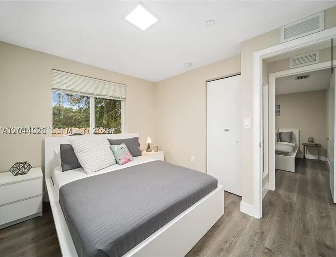 2311 Scott St – photo 4