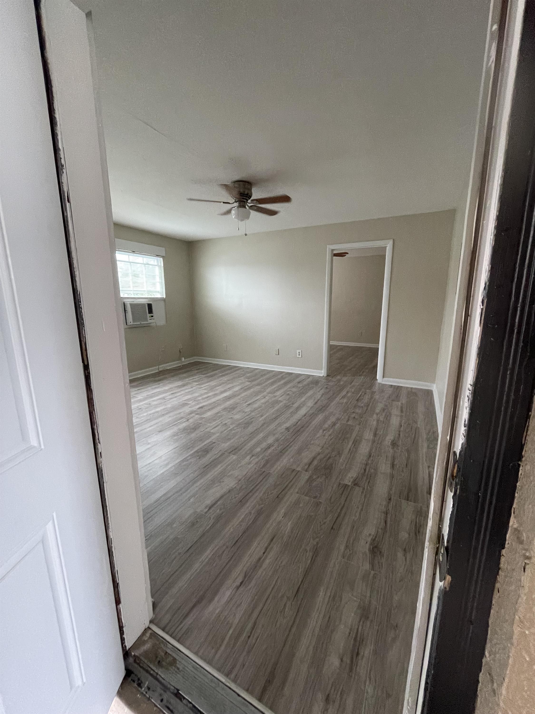 3512 Saint John Street-101 – photo 3
