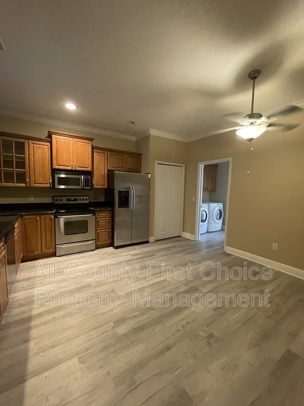 9718 Taylor Rose Lane – photo 3