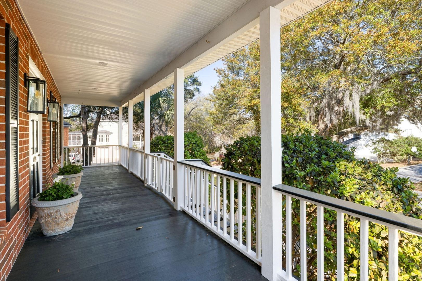 Charming Brick Home on the Marsh in Hobcaw Creek Plantation! – photo 3