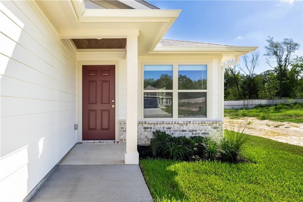 1636 Lucky Street – photo 4