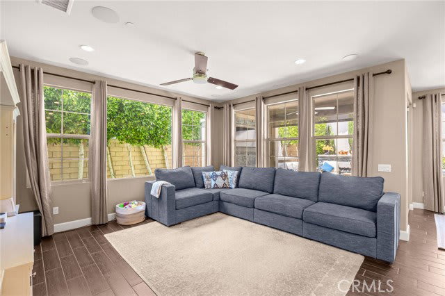 357 Laurel – photo 2