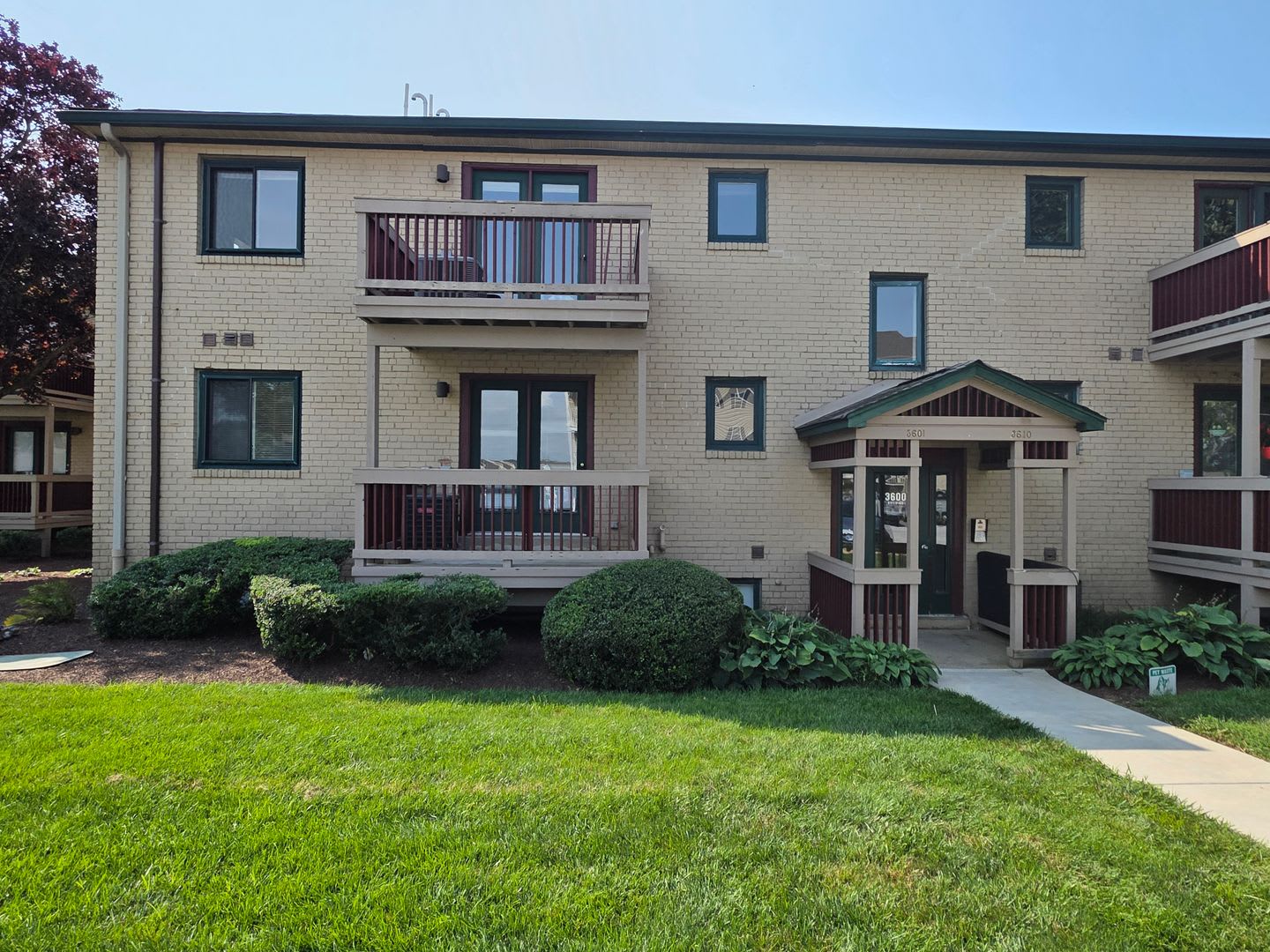 Cozy 1 Bedroom Apartment Available Now – photo 2