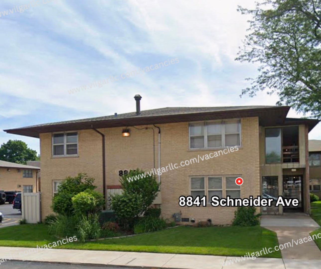 Spacious 1 Bedroom • 1 Bathroom 1st Floor Condo – photo 1