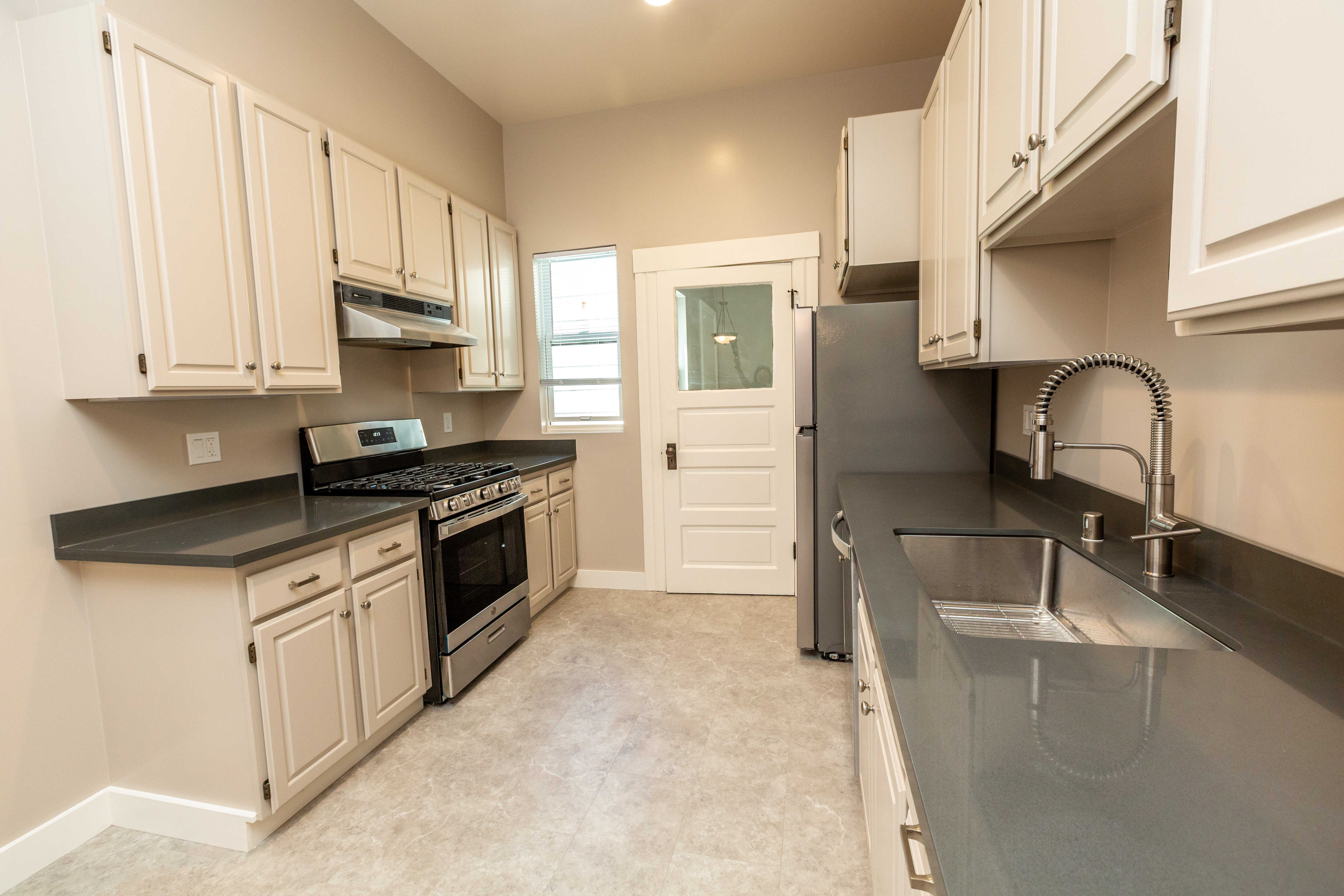 1759 Hyde Street – photo 3