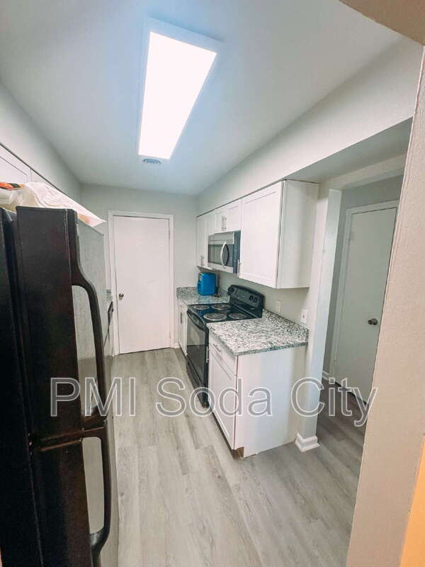 105 Thornwell Court – photo 5