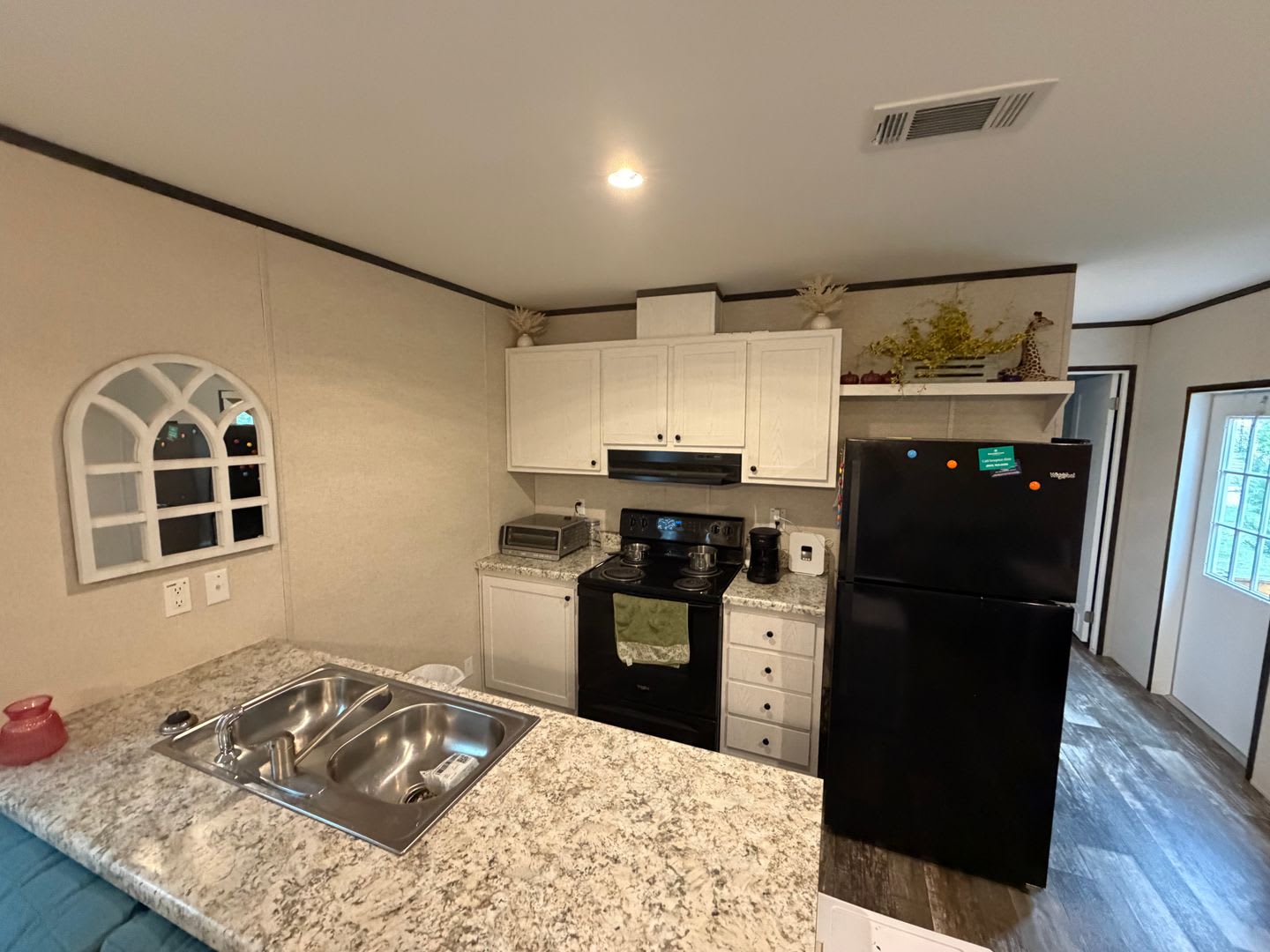 2148 W 28Th – photo 4