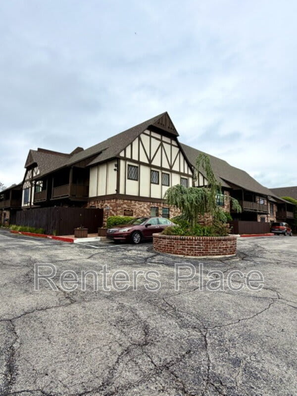 2224 S Boston – photo 1