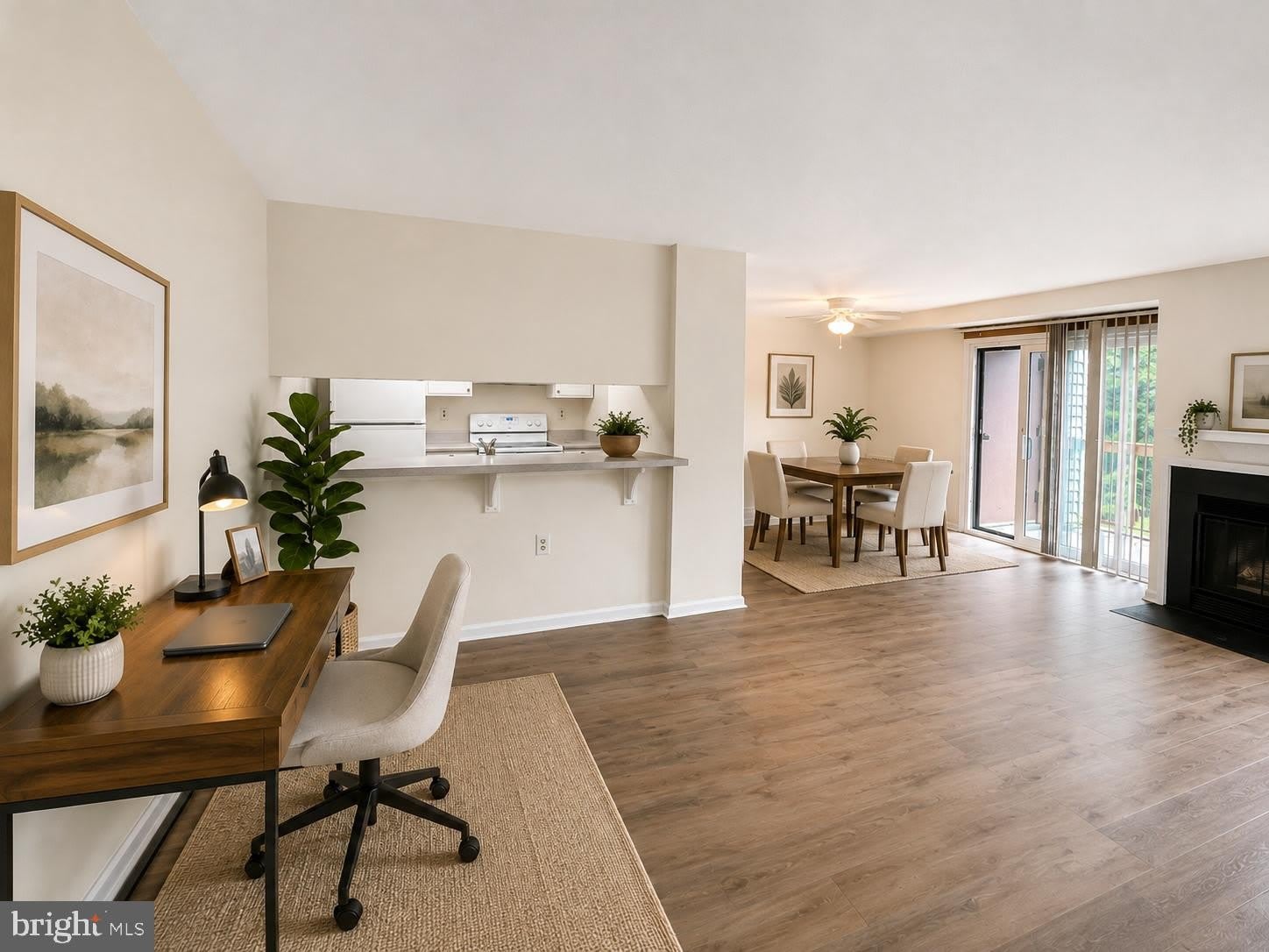 1113 CASTLE HARBOUR Way – photo 4