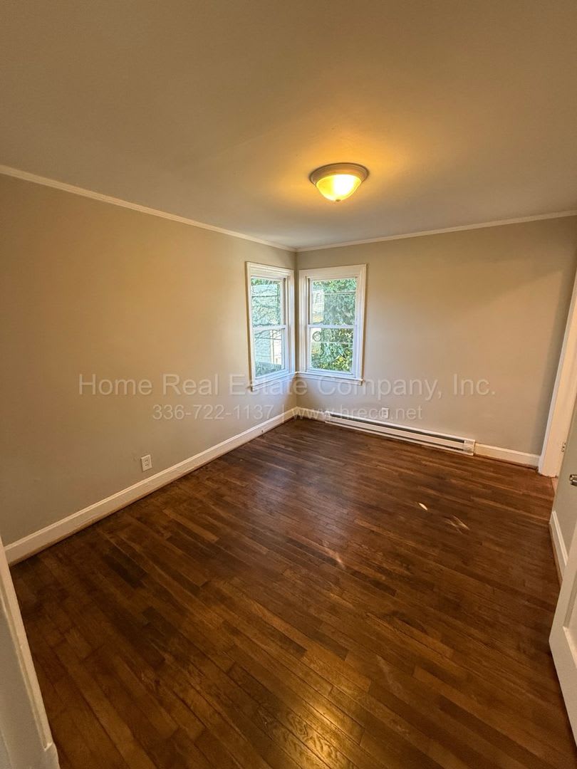 422 Gregory Street – photo 3