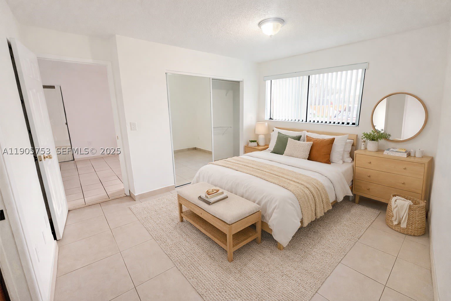 2740 W 63rd St – photo 1