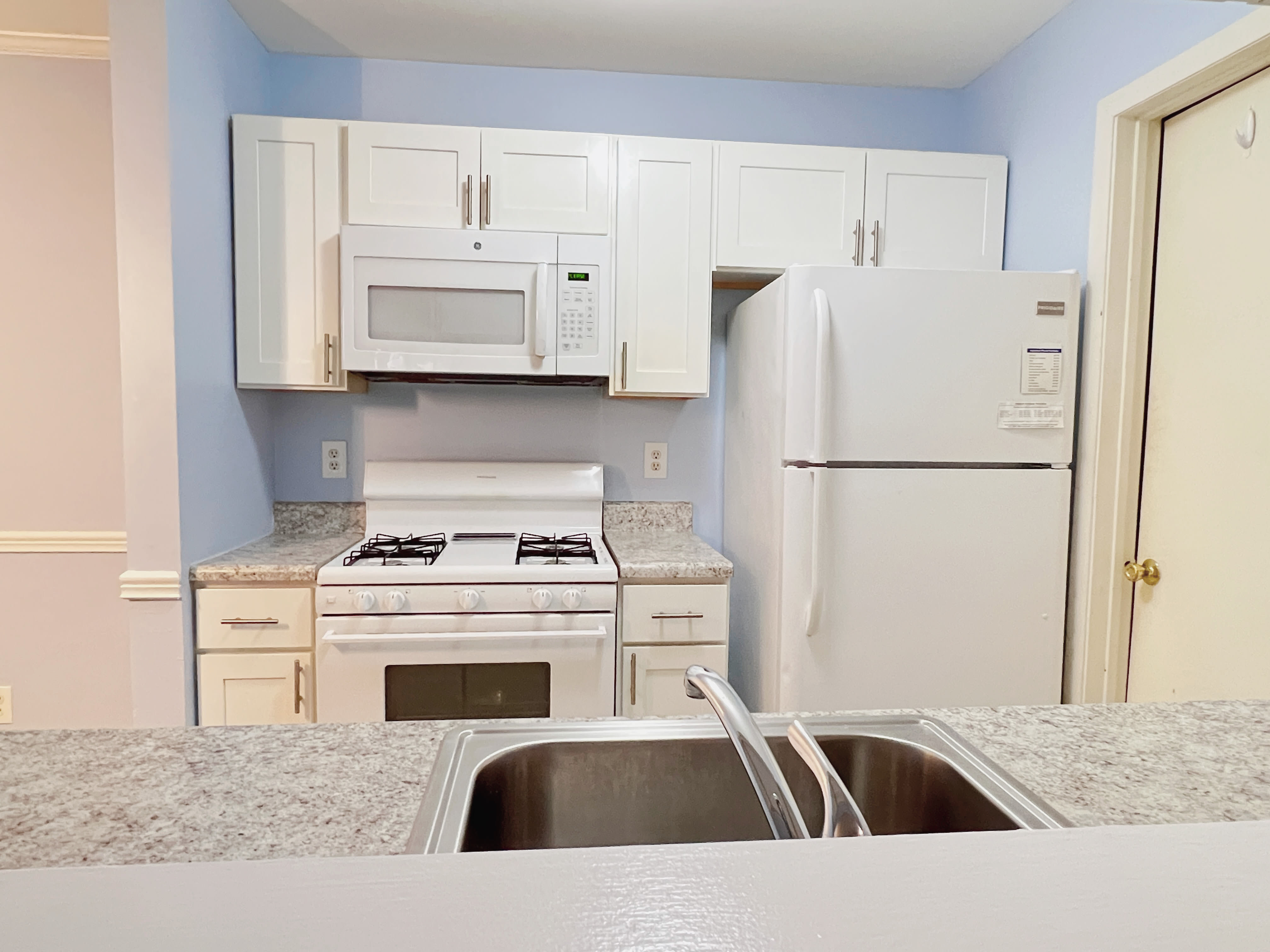 2501 Eagle Row – photo 4