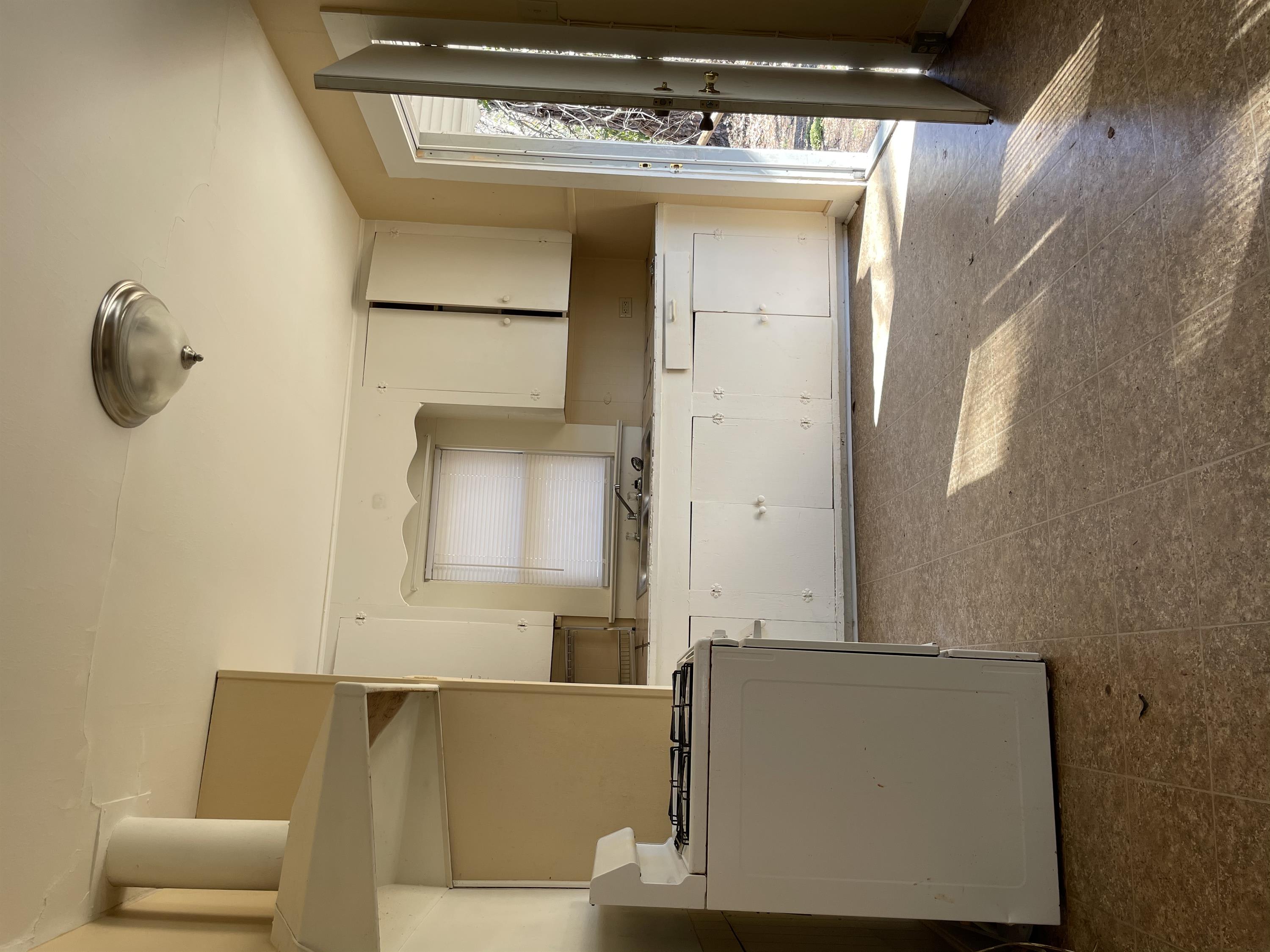 311 May Street – photo 5