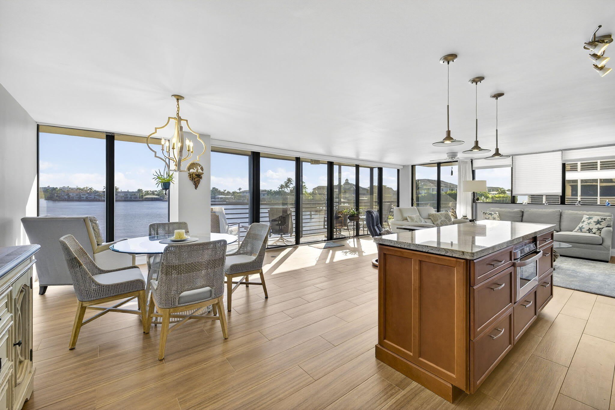900 NE Spanish River Boulevard – photo 4