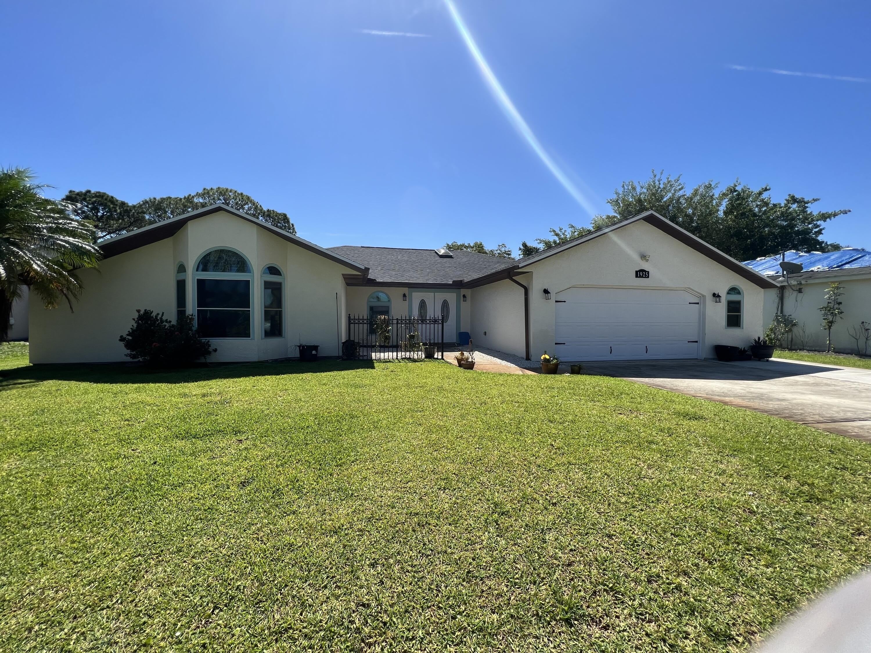 1925 SE Cheltenham Street – photo 1
