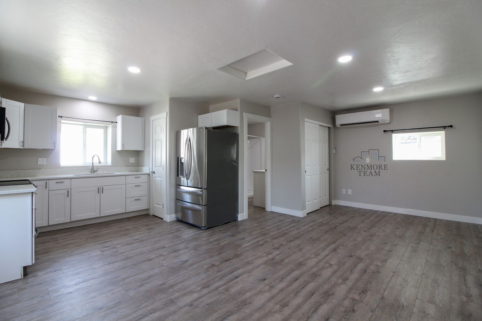 Updated Studio Home in Pasco – photo 4