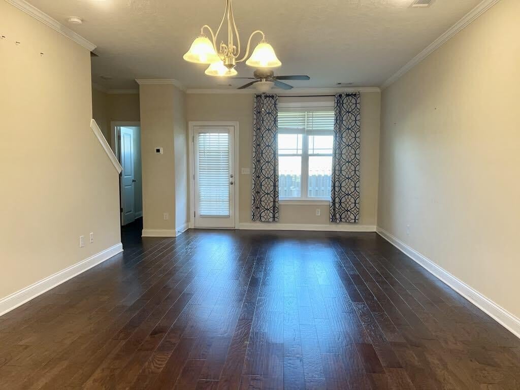 594 Vinings Drive – photo 5