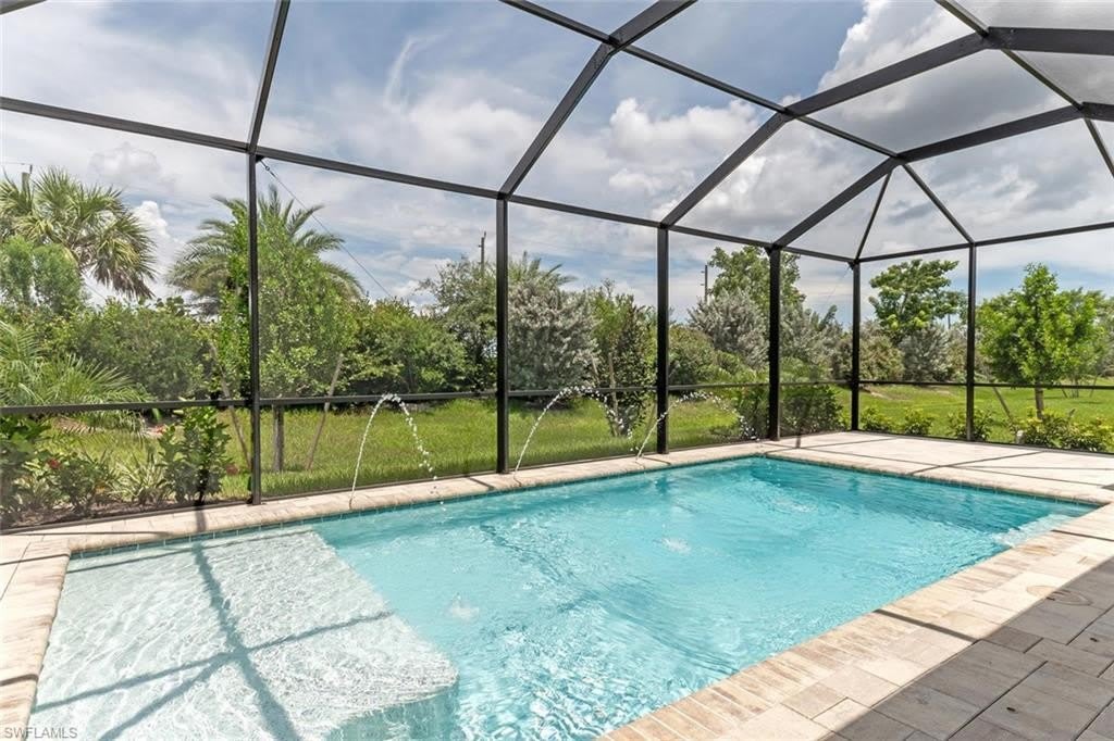 14586 Tropical Dr – photo 1