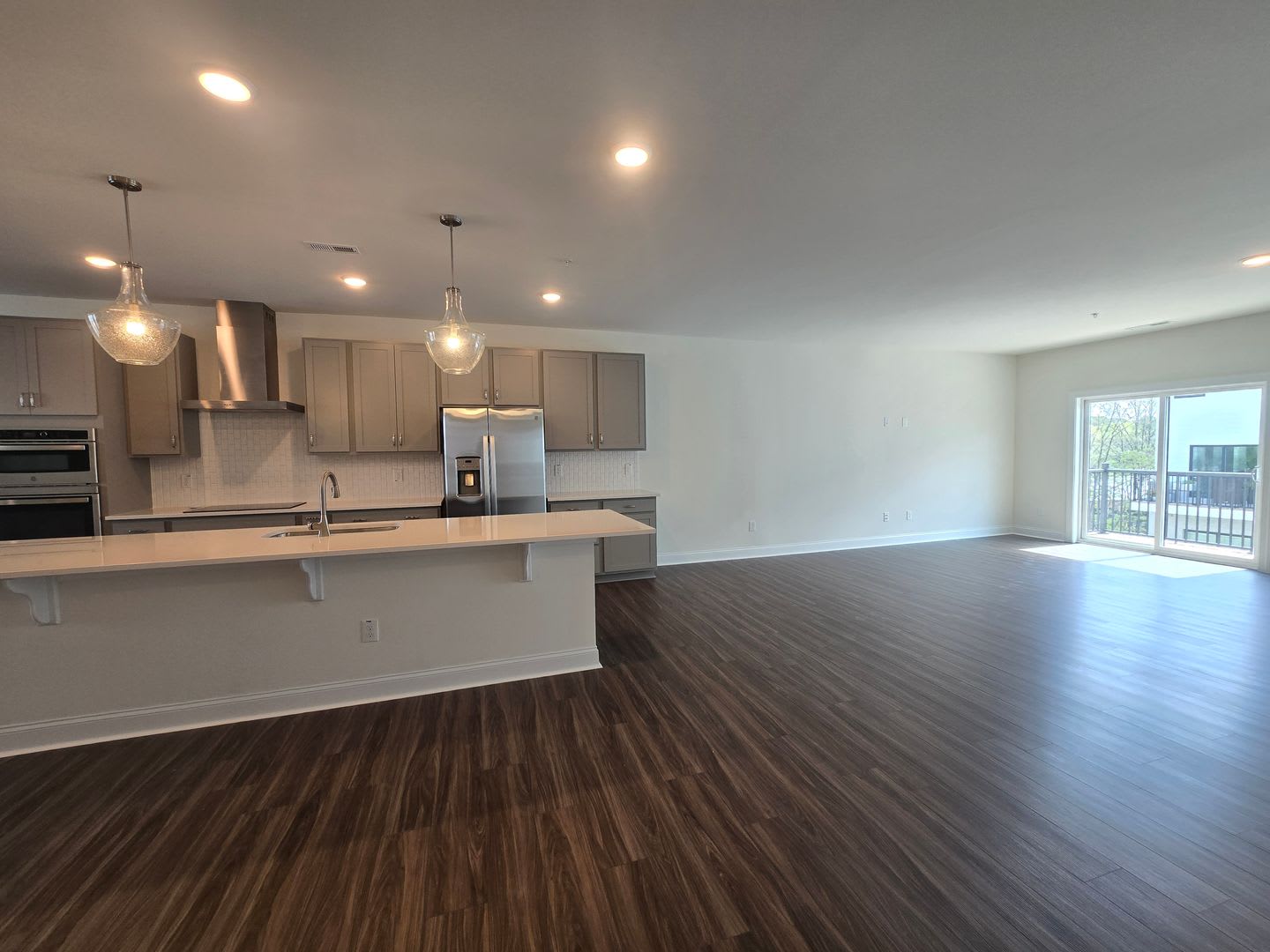 Brand Spankin' New Condo on White St! – photo 3