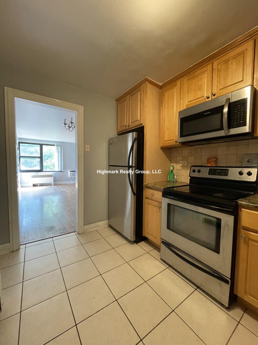 7326 North Ridge Blvd. – photo 5