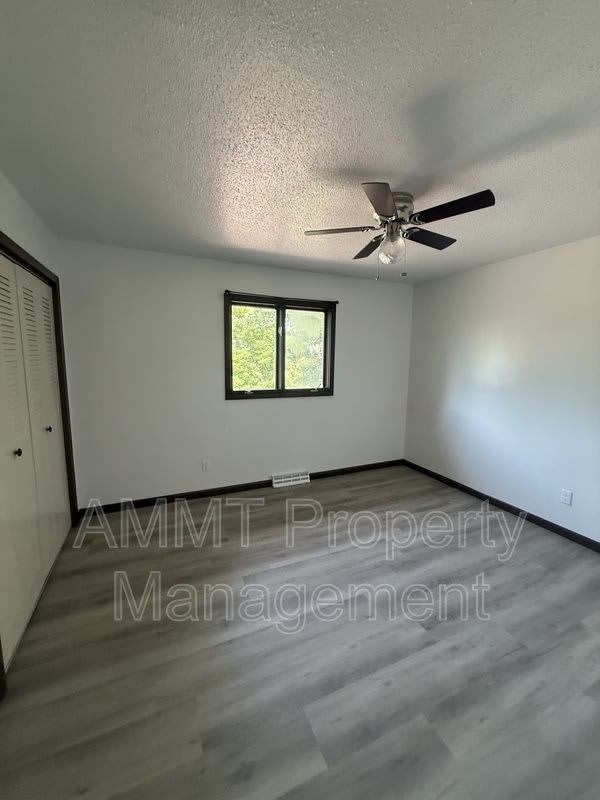 608 South Garnavillo Street #1 – photo 3